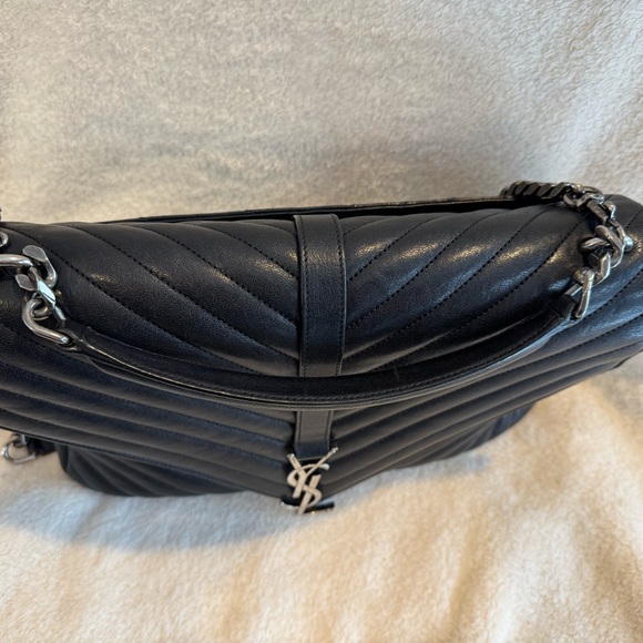 Saint Laurent College Large Flap YSL Shoulder Bag in Quilted Leather - Picture 4 of 10